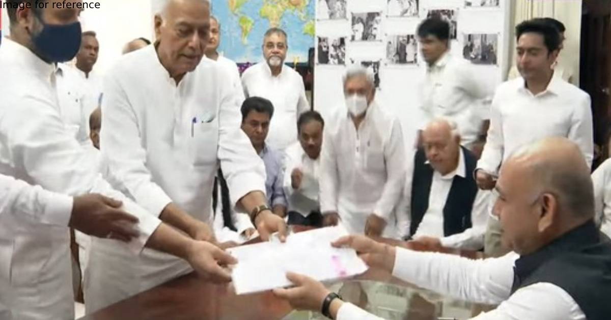 Opposition's Presidential polls candidate Yashwant Sinha files nomination